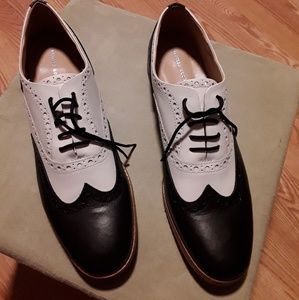 Black white oxford saddle shoes 11